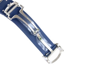Close-up of the Santos Large Stainless Steel watch's clasp and blue rubber strap, showcasing its sturdy and elegant design.