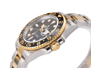 GMT-Master II Two-Tone Rolesor with Black Dial on Oyster bracelet (40mm) featuring a stainless steel and gold finish.