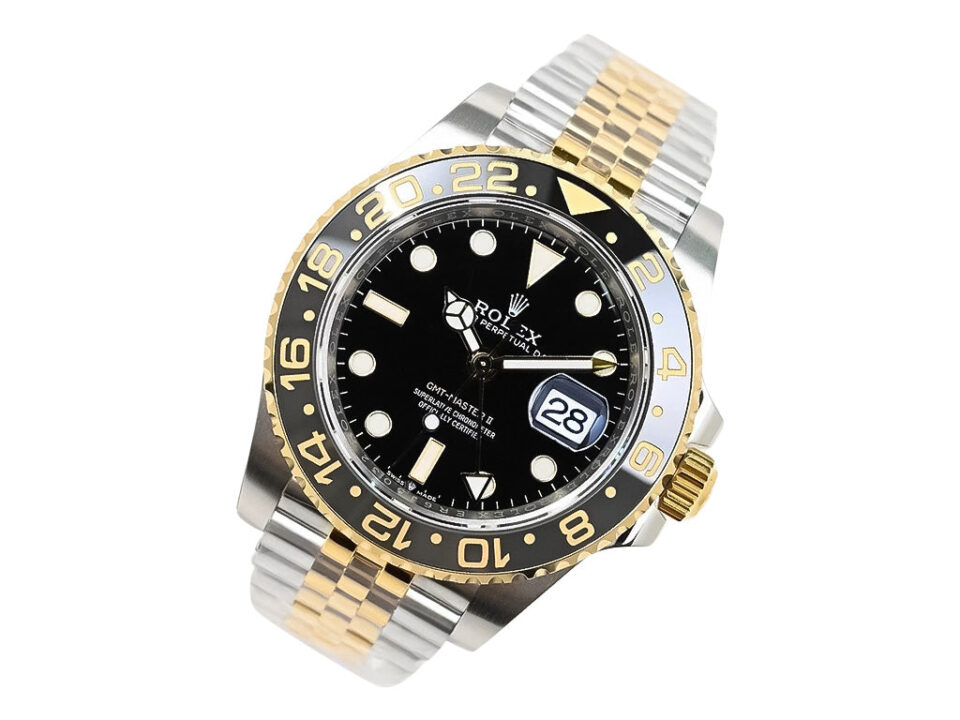 GMT-Master II Two-Tone with Black Dial on Jubilee (40mm) featuring gold and stainless steel bezel date display at 3 o'clock.